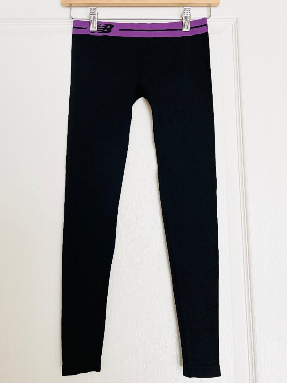 *NEW BALANCE* Tights / Leggings / BLK - Purple Combo, Women’s Size (S)